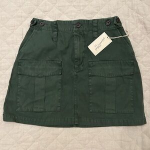 NWT Universal Thread Cargo Skirt in green